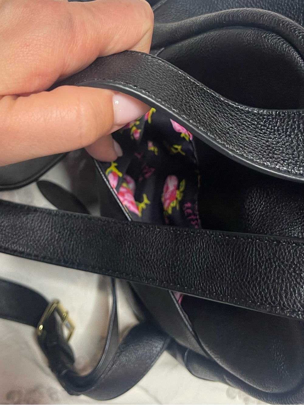 Betsey Johnson Black Quilted Heart Bow Mini Backpack Purse - Picture 9 of 14